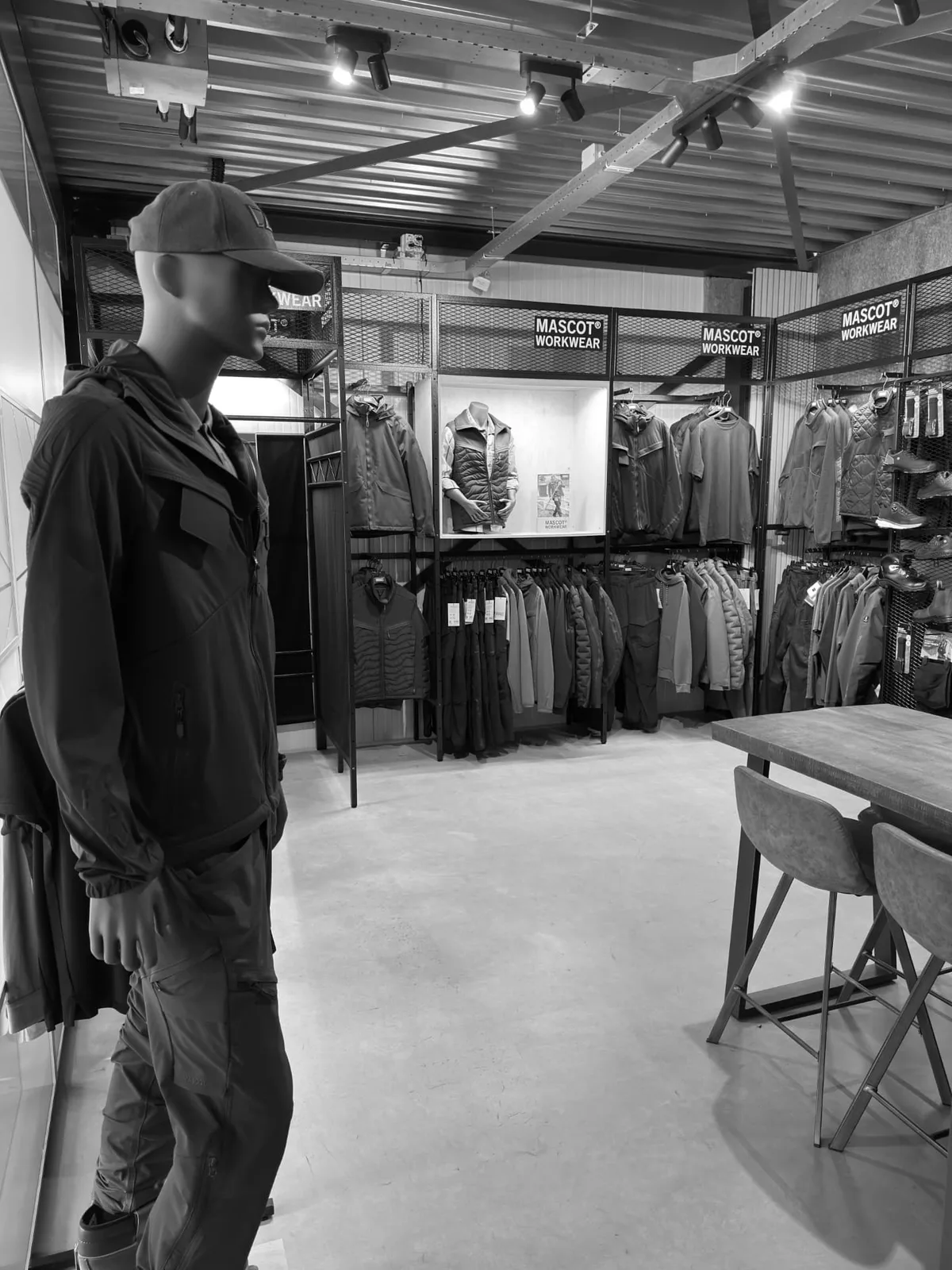 Mascot Workwear in de showroom